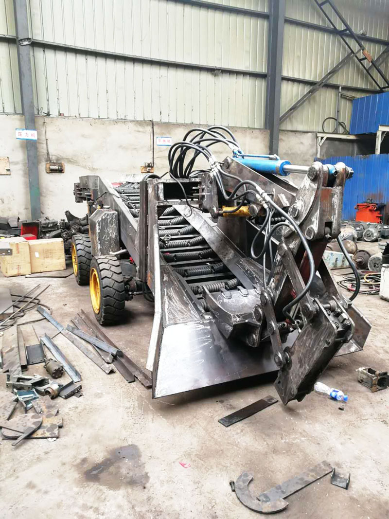贏九小型二手扒渣機(jī)